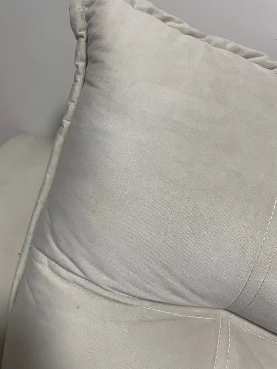 Off-white retractable sofa64385783509249123