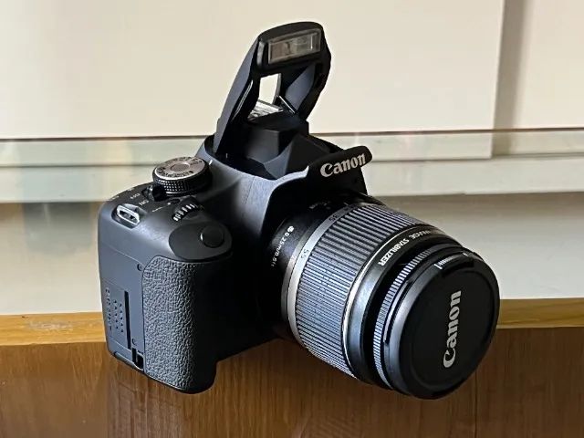 Camera Canon EOS Rebel T1i com lentes 18-55mm e 50mm 1/8 - Foto 3