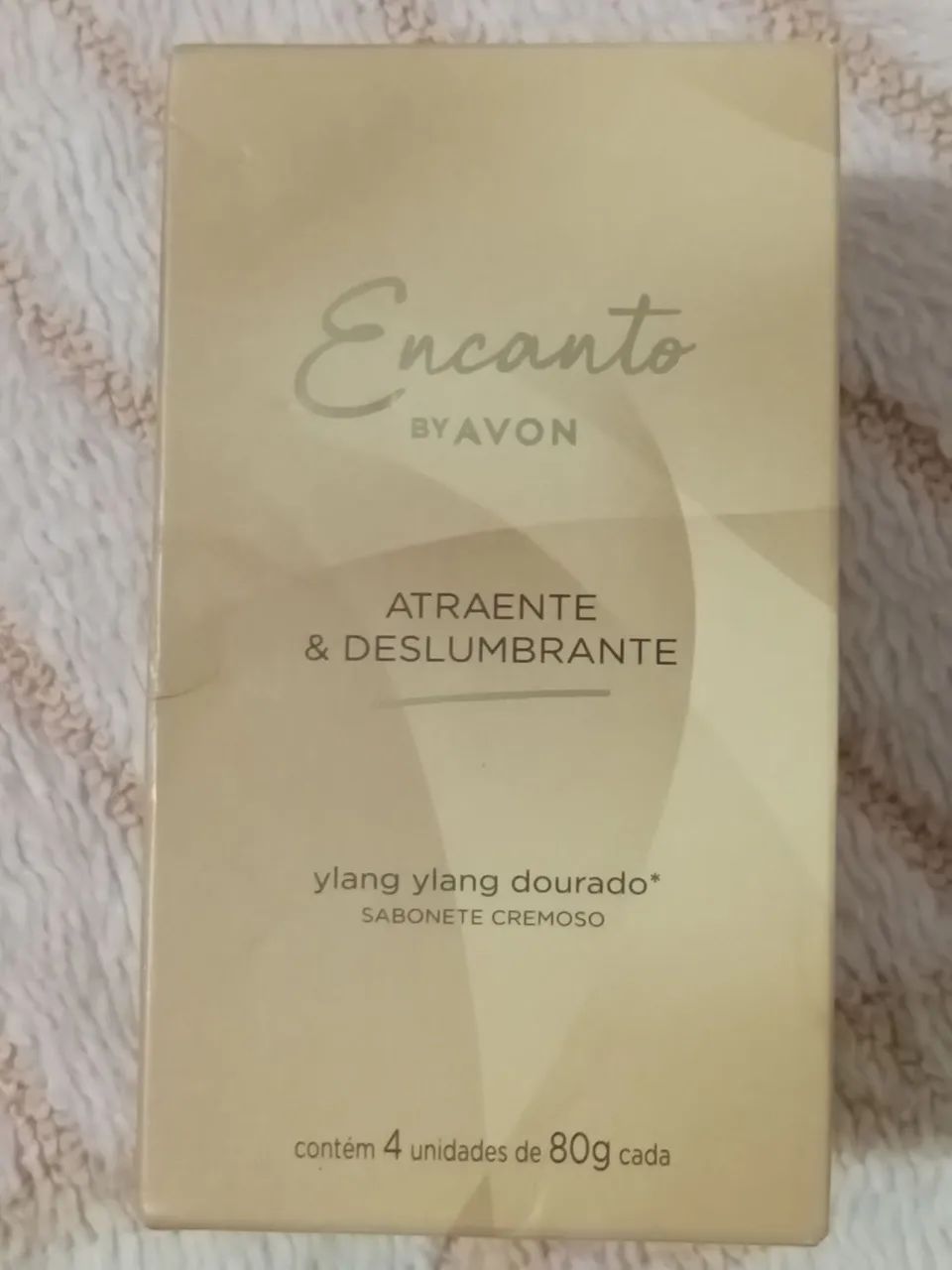 Caixa de sabonetes encanto avon- dourado - Foto 2