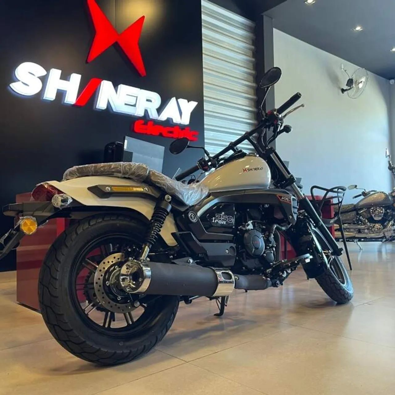 Iron 250 EFI 0KM (48 x R$1.029 S/entrada). - Foto 3