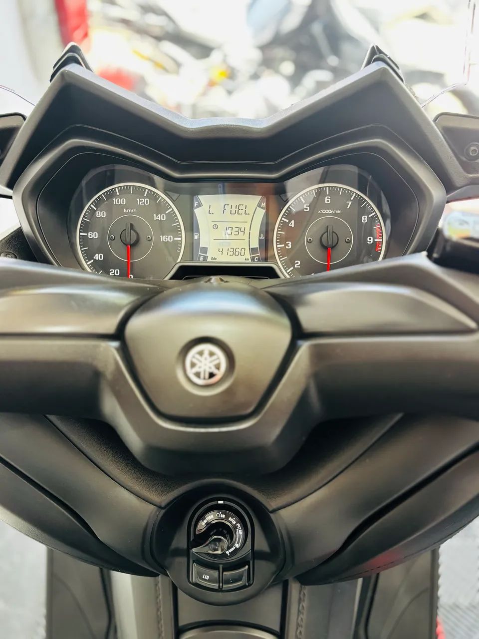 YAMAHA XMAX 250 ABS - Foto 3