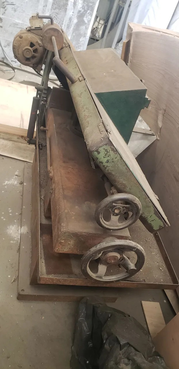 Serra fita de ferro maciso