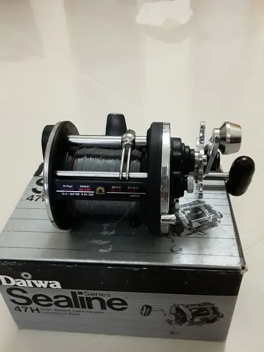 Carretilha Daiwa  Sealine Modelo 47 H - Made in Japan - Foto 2