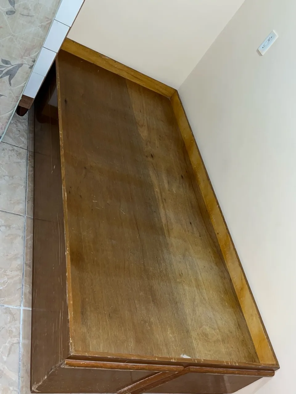 Cama Baú de Madeira Maciça com Cabeceira grande