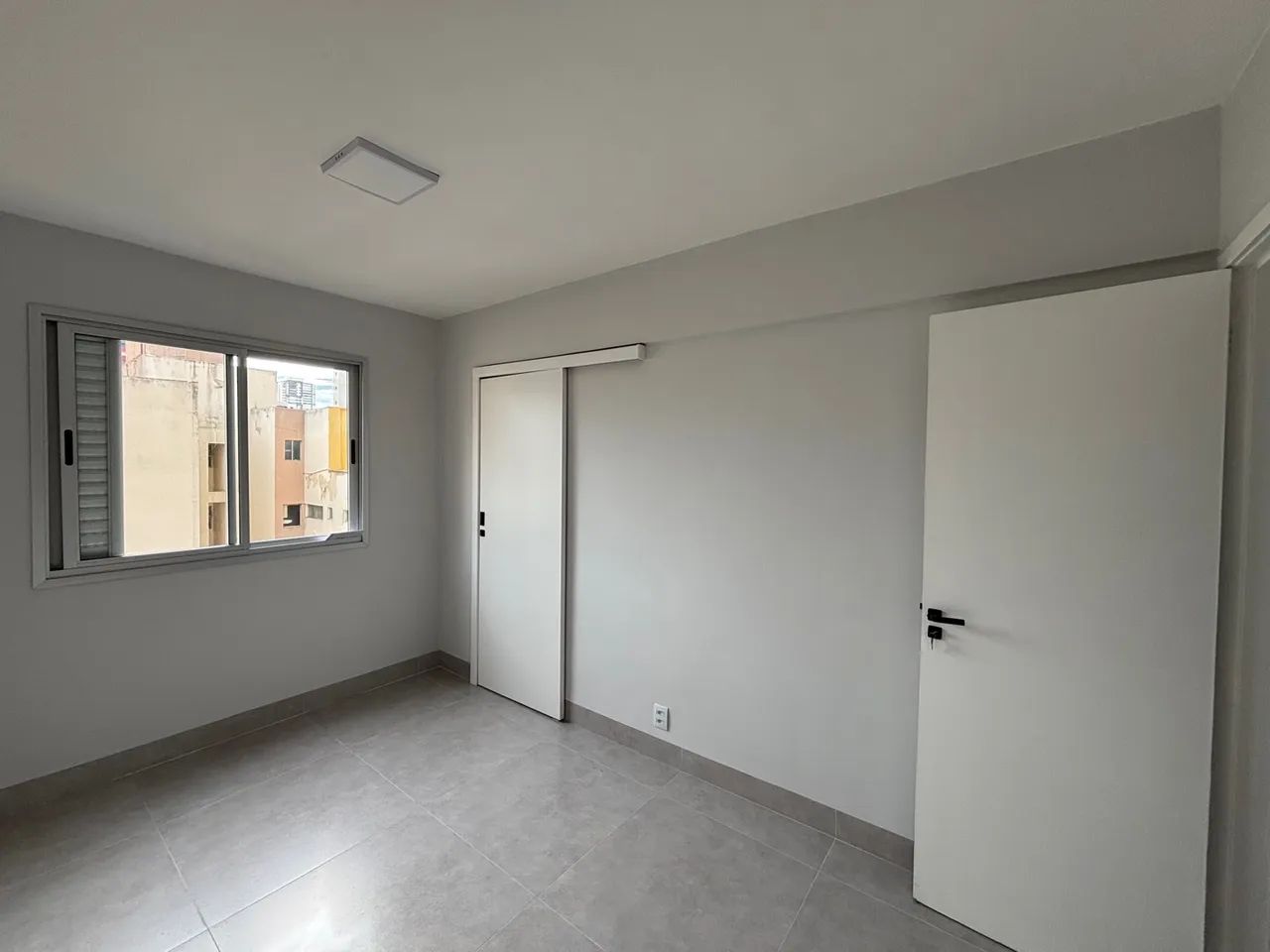 Apartamento 3 quartos, suíte, Setor Oeste- Próximo ao lago das Rosas - Foto 3