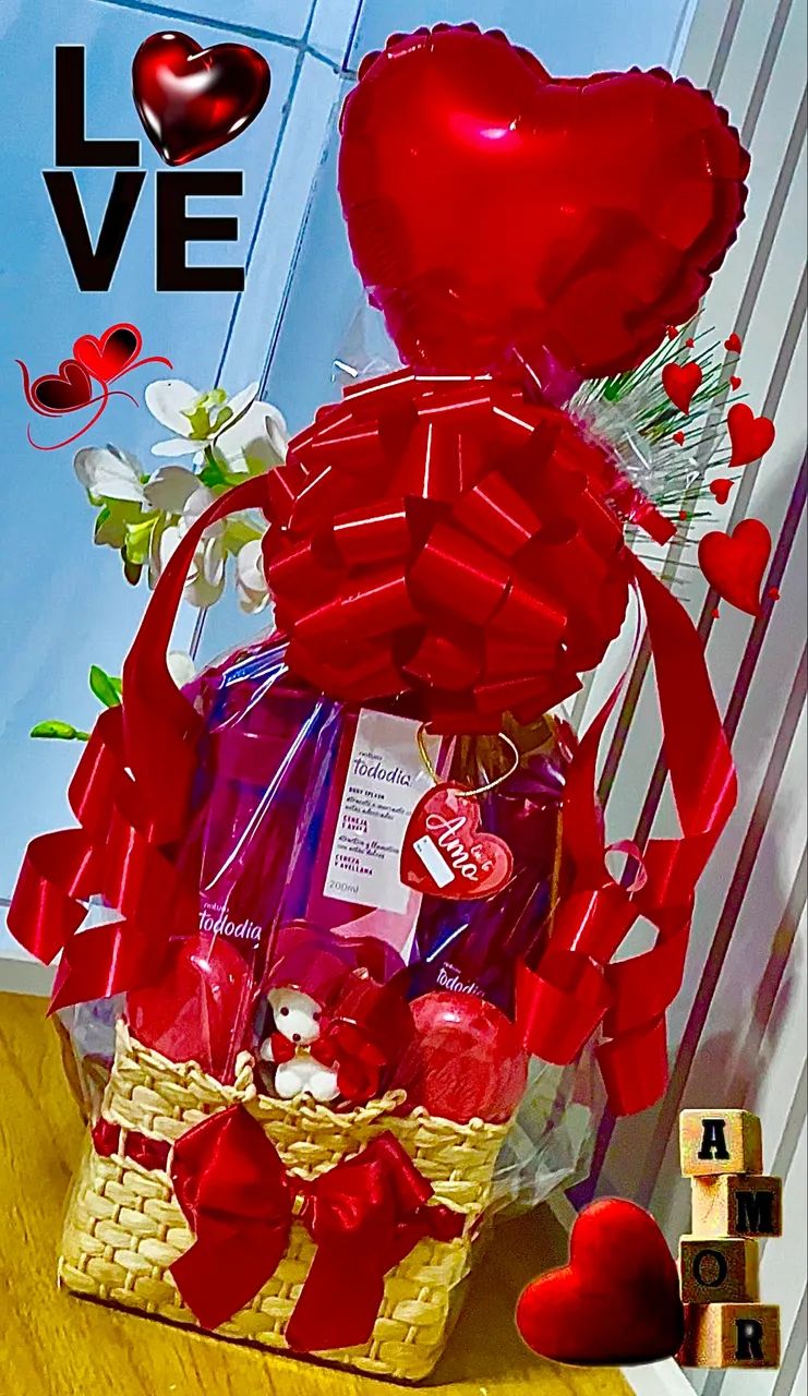 CESTA KIT NATURA AVELA OU MAÇÃ DO AMOR 