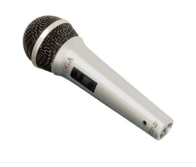 Microfone Profissional Yoga C Fio Dinâmico Dm 300c cor prata