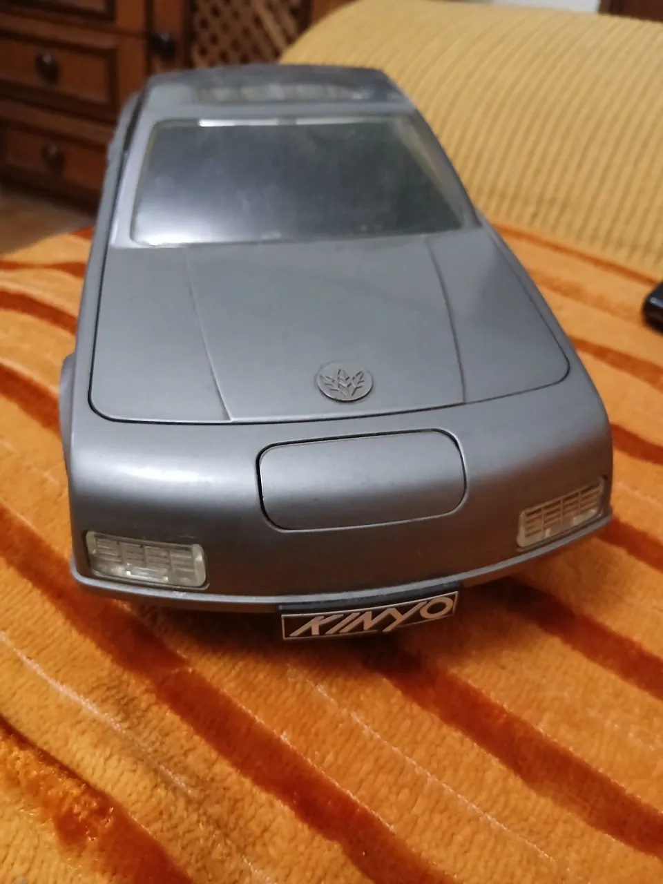 Rebobinador VHS Kinyo (liga, mas não rebobina)