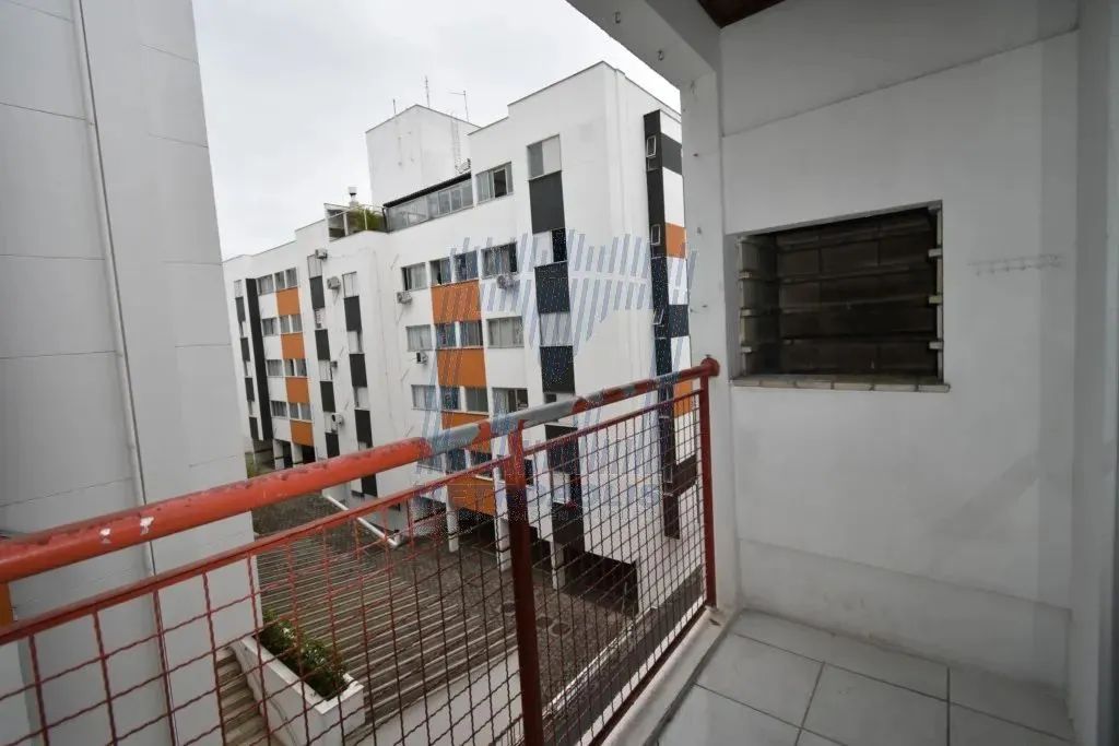 Apartamento com 2 quartos para alugar por R$ 2900.00, 70.00 m2 - CARVOEIRA - FLORIANOPOLIS - Foto 4