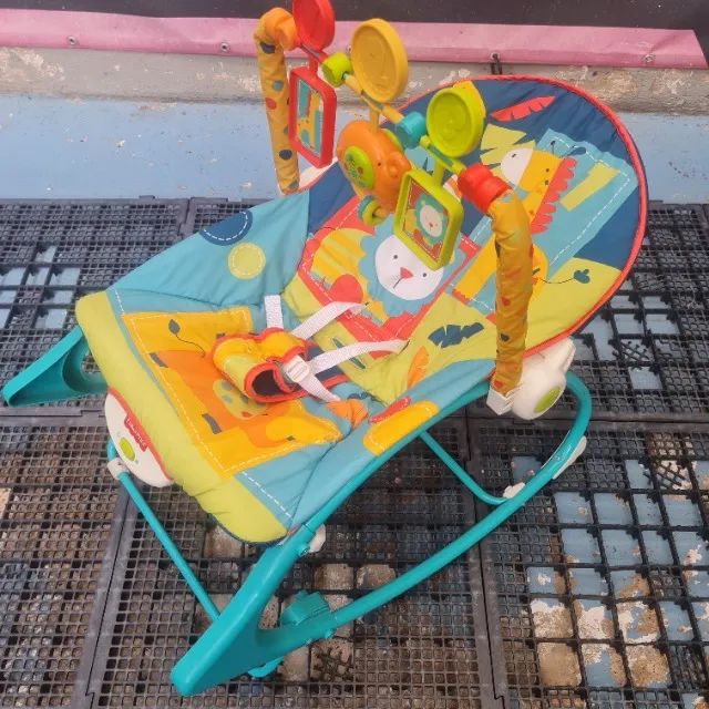 Cadeira De Descanço Balanço Vibratória E Musical (Usado) - Foto 4