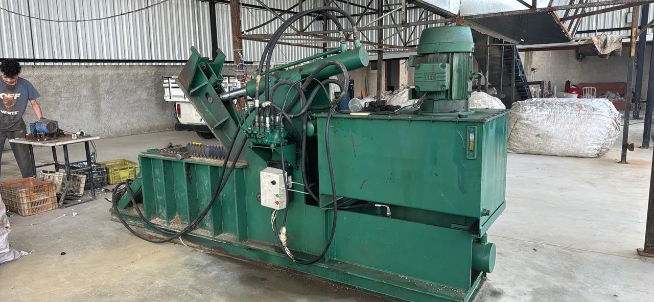 Prensa latinha  - Foto 2