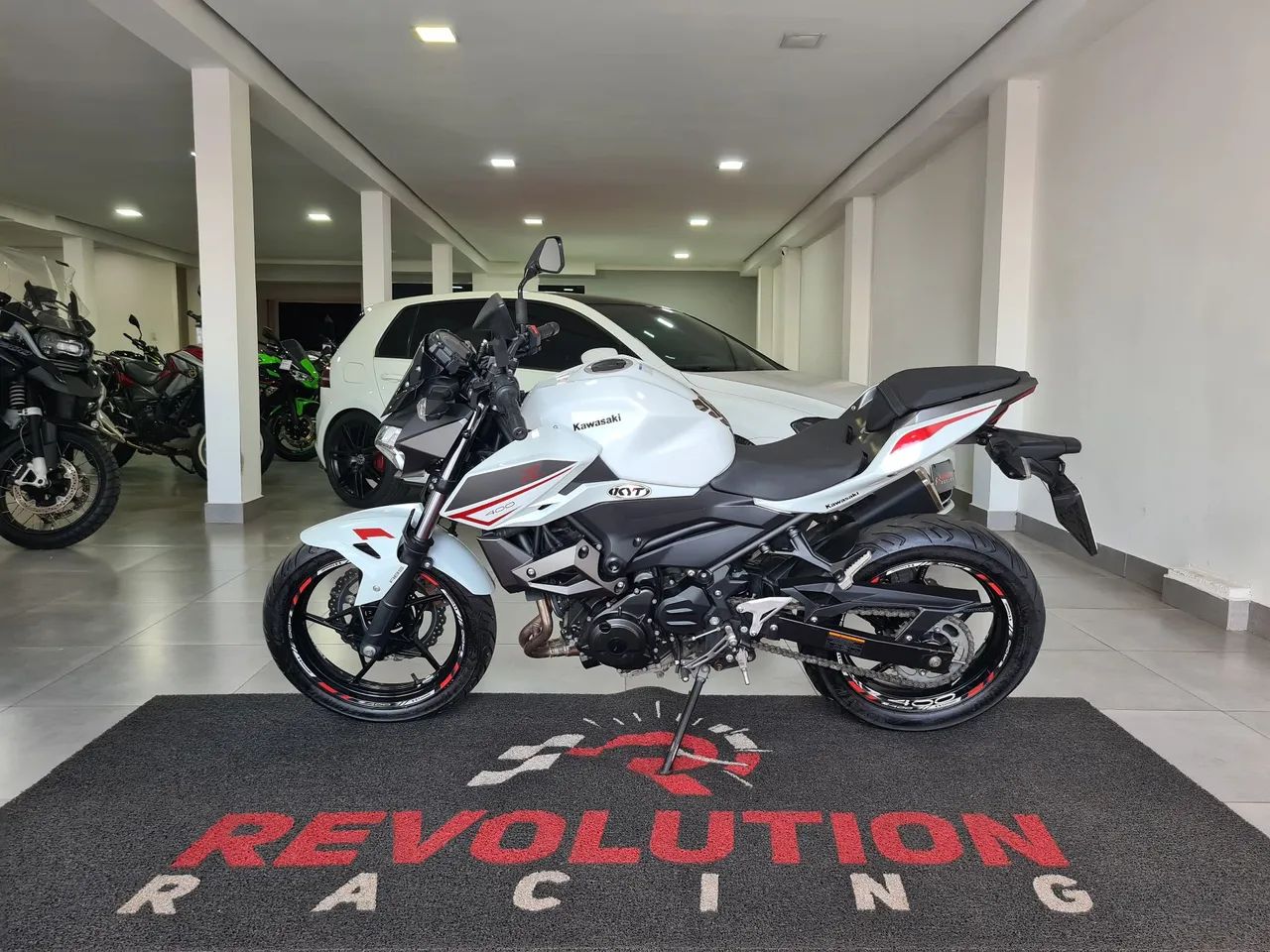 Kawasaki Z400 ABS 2022 Super Conservada - Foto 4