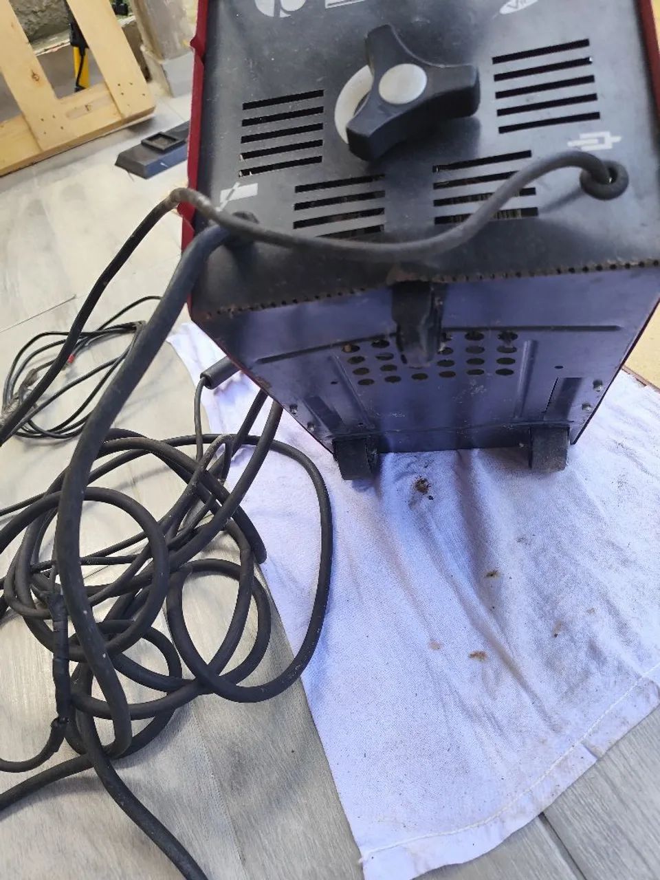 Maquina de Solda Transformadora Bambozzi 250A 110V/220V - Foto 4