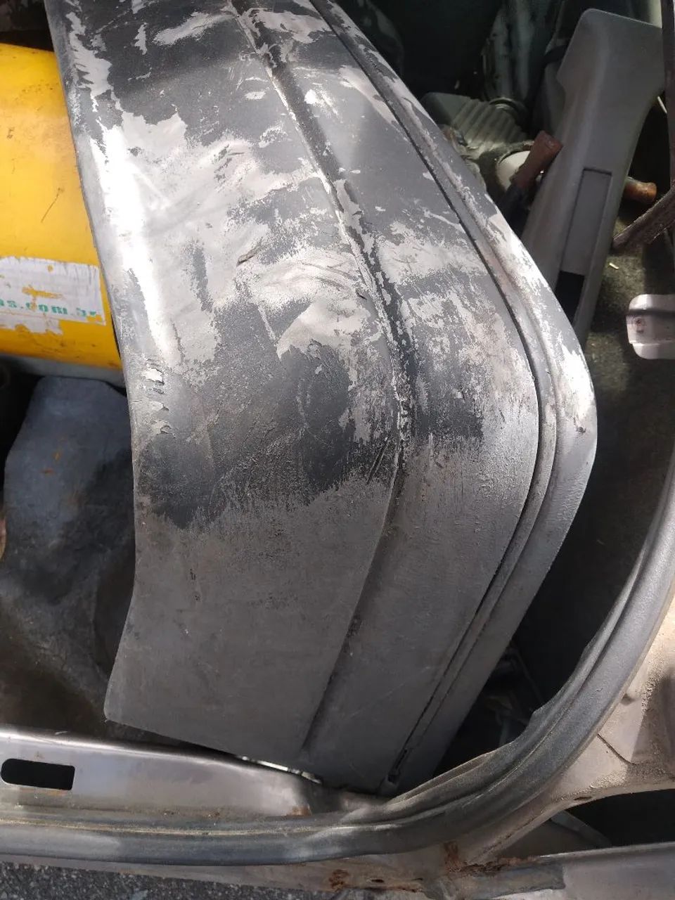 Para-choque Escort sapão 95 