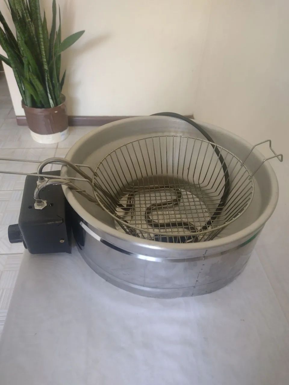 Modeladora de salgados + Fritadeira elétrica 5L - Foto 5