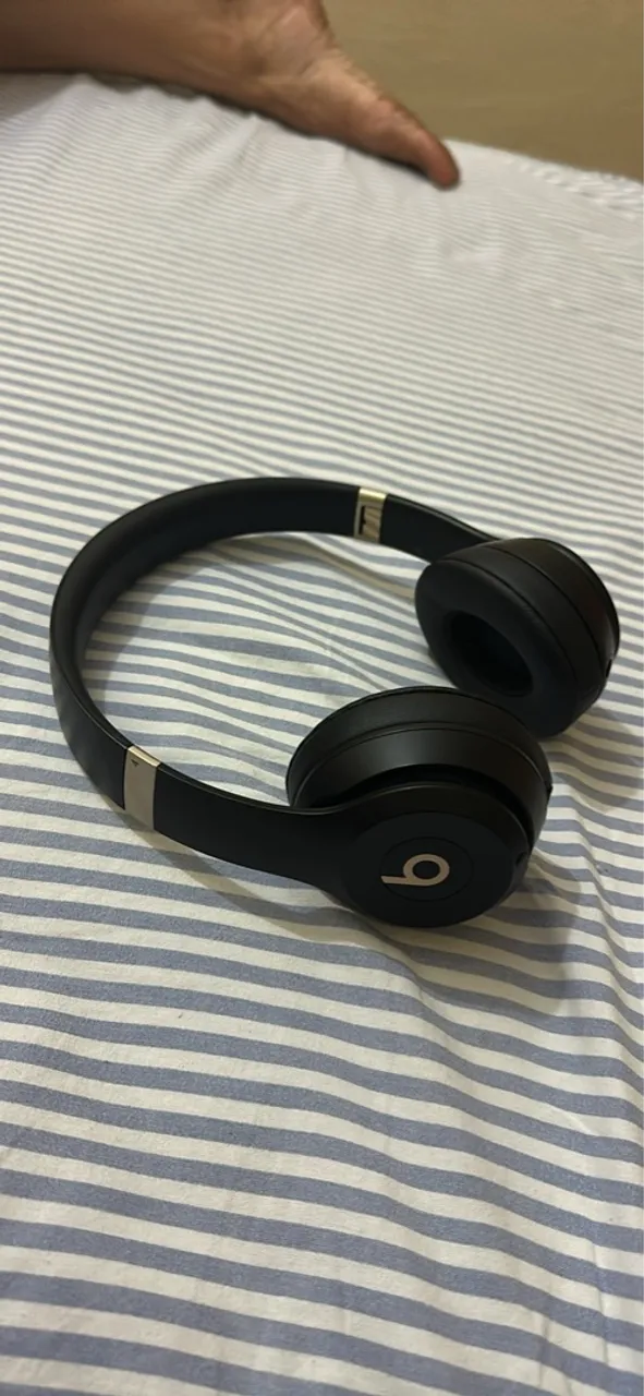Fones de ouvido Beats Solo4 Wireless