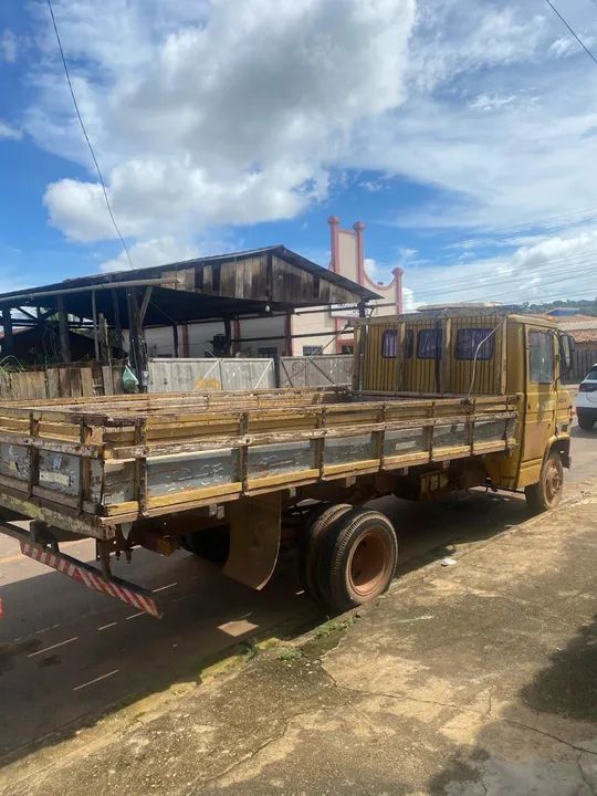 Caminhão Mercedes-Benz 608D - Foto 4