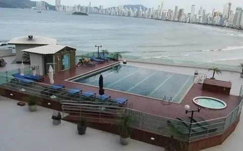 Ótimo Investimento - Lindo Flat Mobiliado - Prédio frente Mar
