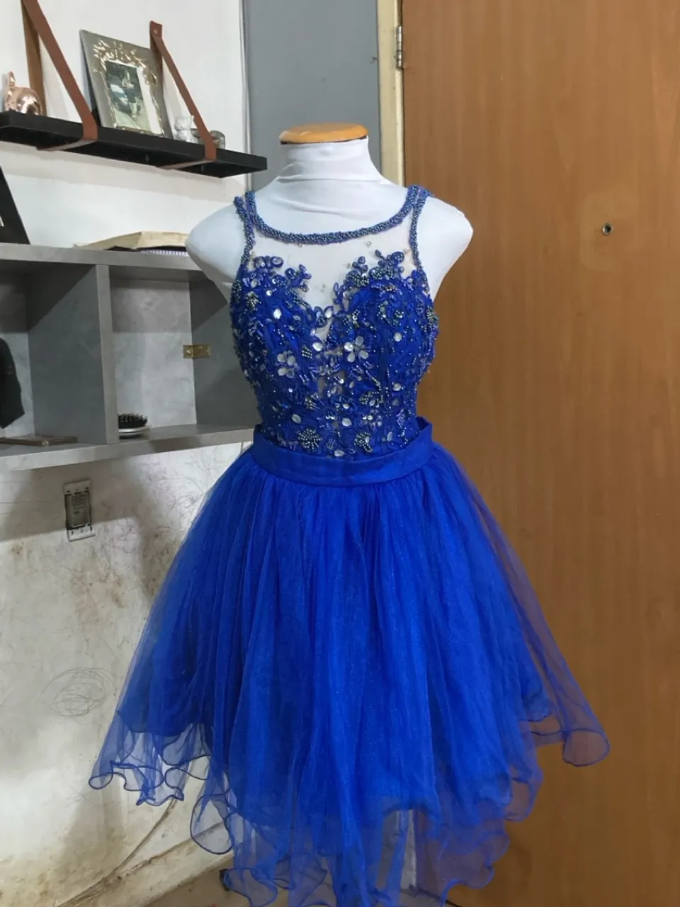Vestido de 15 anos de festa azul royal bordado