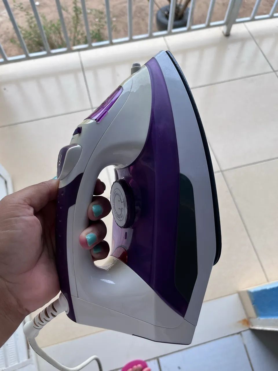 Ferro de passar a vapor  - Foto 4