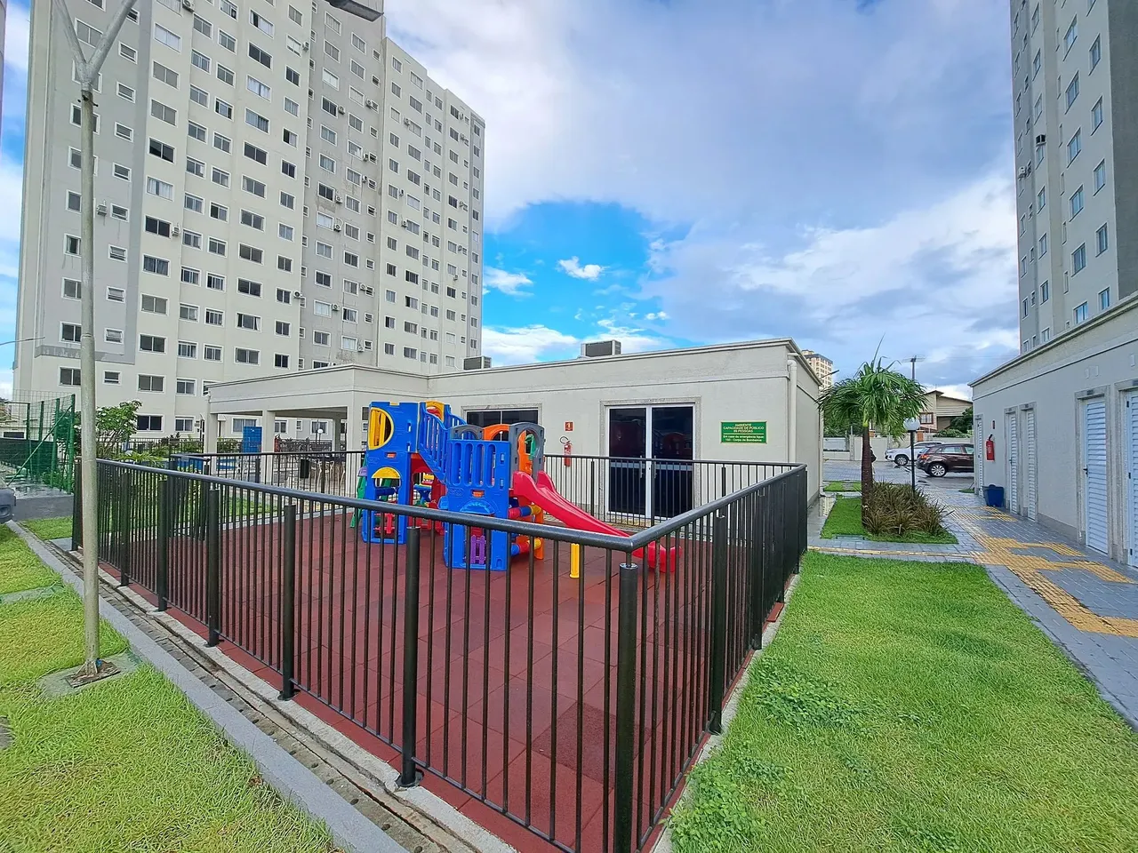 Apartamento para locação, semimobiliado com 02 quartos no Bairro Passaré