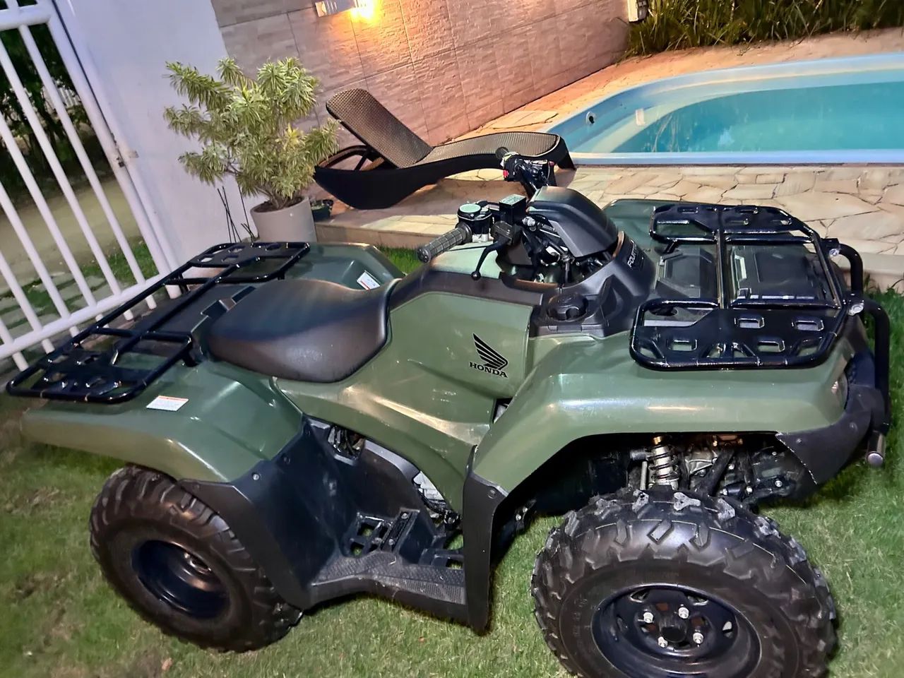 Quadriciclo Honda Fourtrax 4x4 2024 700km 