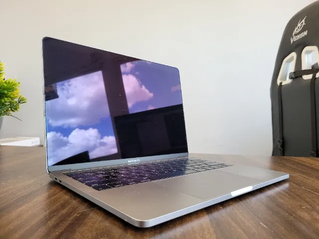 【最終値下げ！】MacBook PRO 2019 8GB 256GB i5 macbook pro 2019 i5