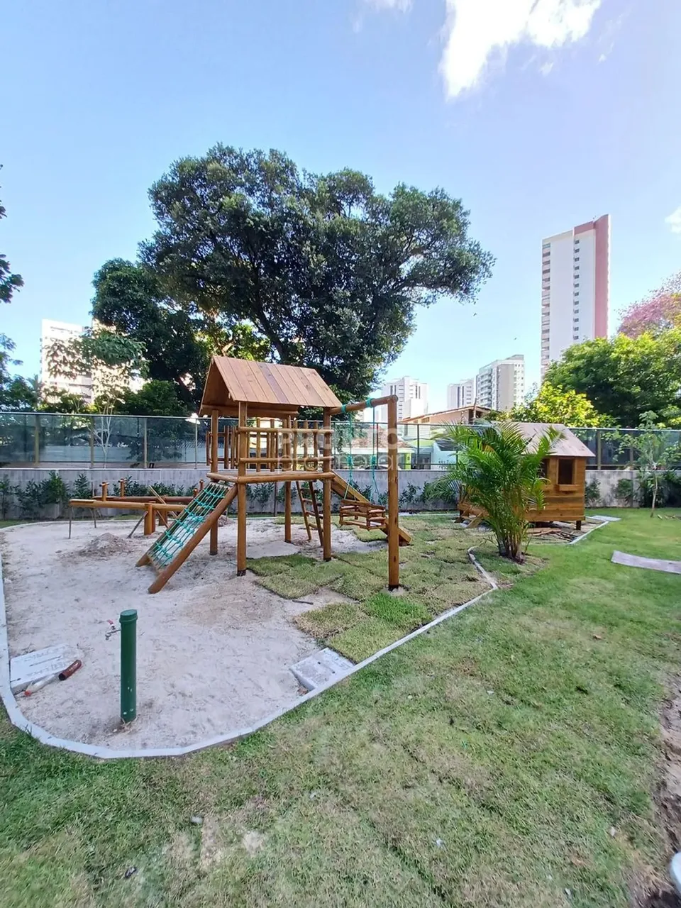 Apartamento para venda tem 134,93 metros quadrados com 4 quartos em Poço - Recife - PE