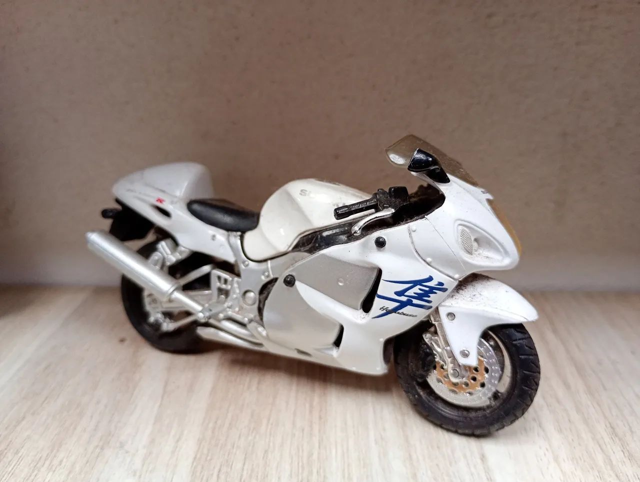 Hayabusa Miniatura de Moto Suzuki Hayabusa