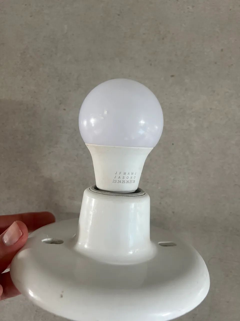 KIT PLAFONIER PLAFON + LÂMPADA 9W LED - Foto 2