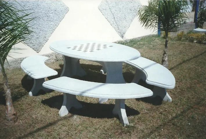 Conjunto Mesa Oval 2,0m com 4 bancos curvos - Foto 2