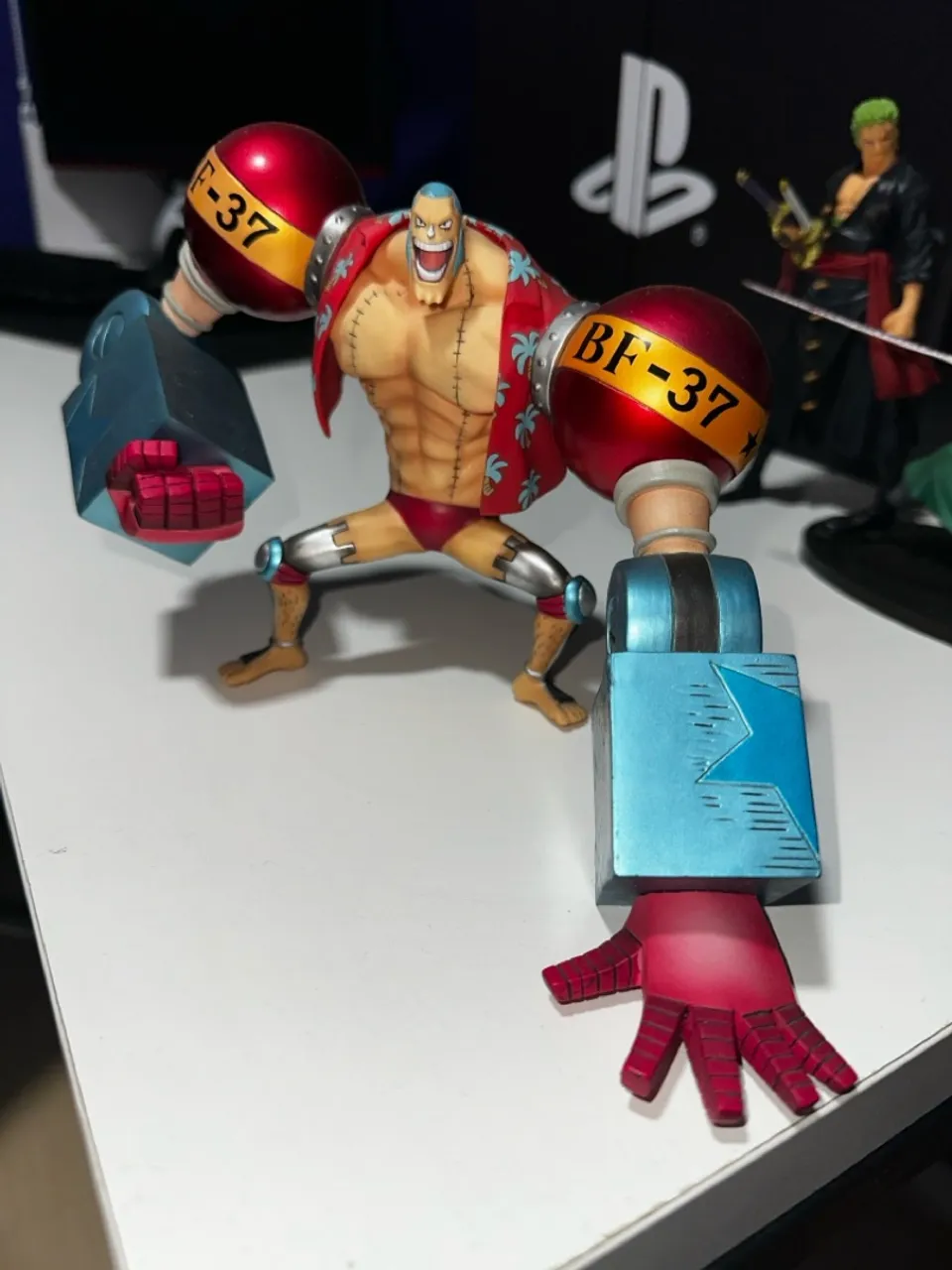 Action Figure Franky One Piece - Colecionável