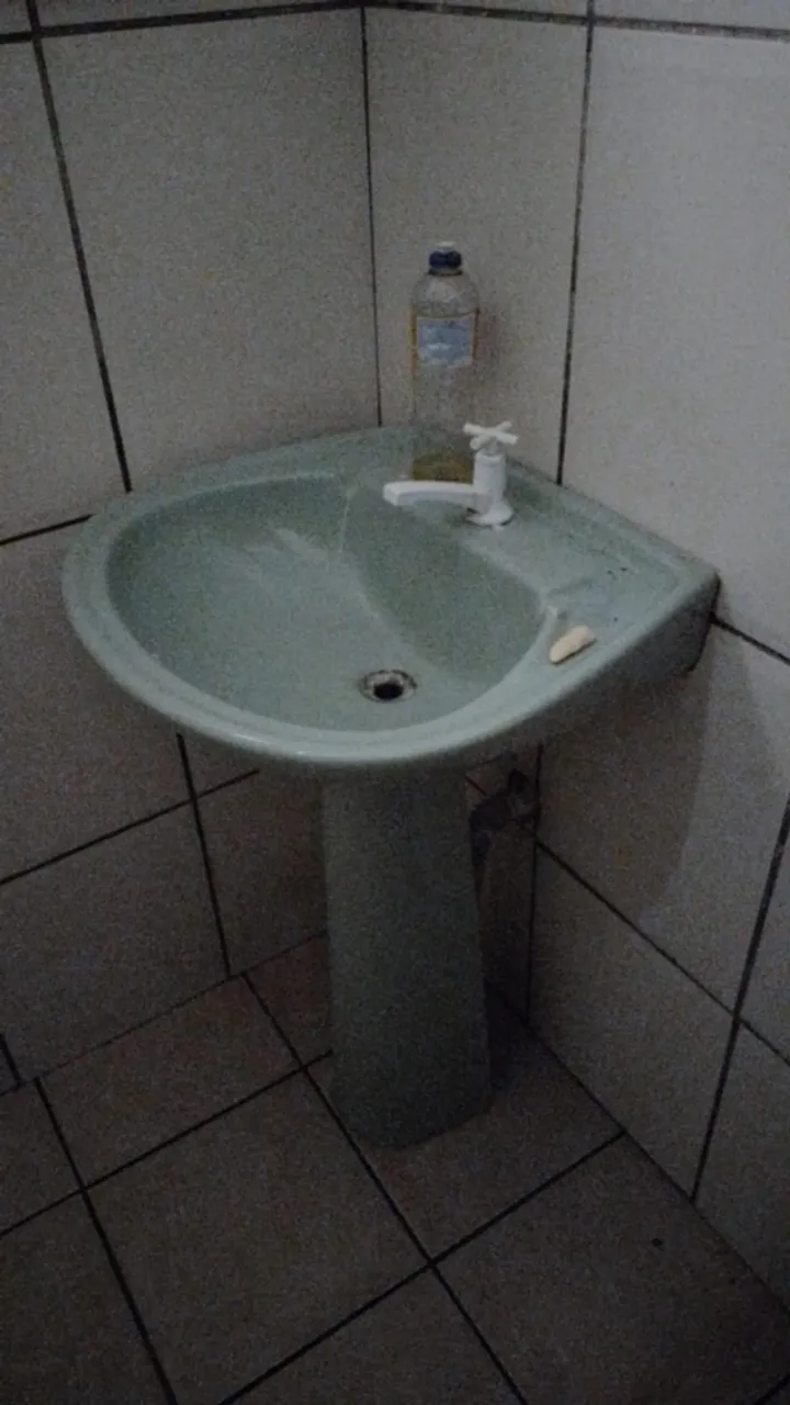 Pia de Cerâmica (verde) para Banheiro