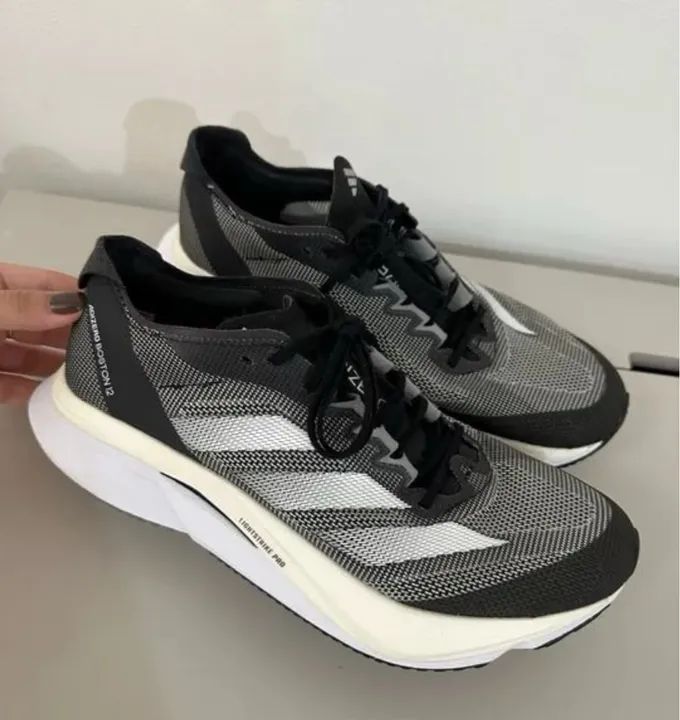 Tênis adidas Boston 12 tamanho:41