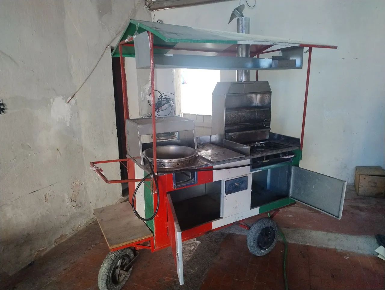 Carrinho de espetinho e batatinha  - Foto 2