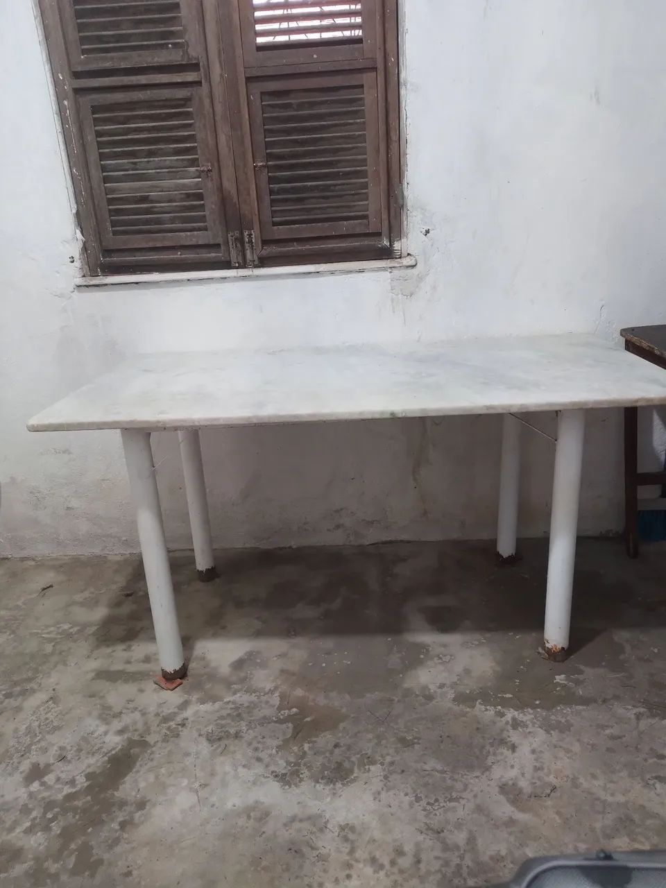 Mesa de mármore branca