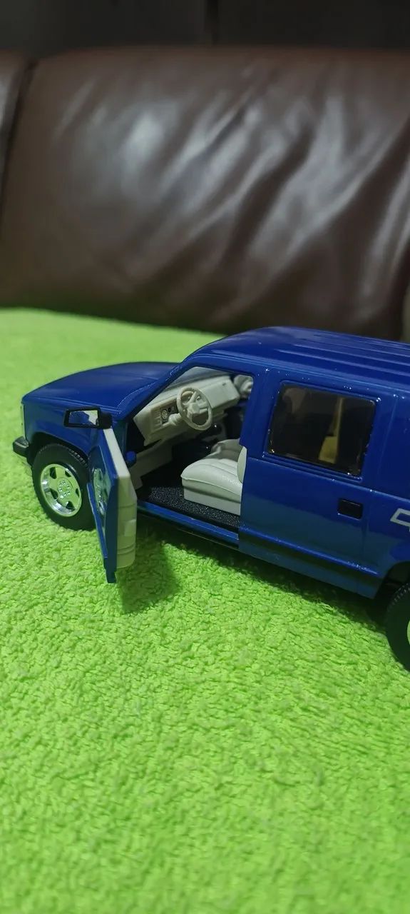 Miniatura suburban 1/24 sunyside  - Foto 3