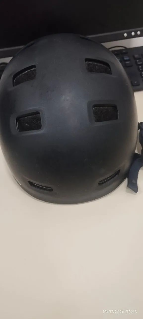Capacete de proteção ciclismo, skate e patins - Foto 2