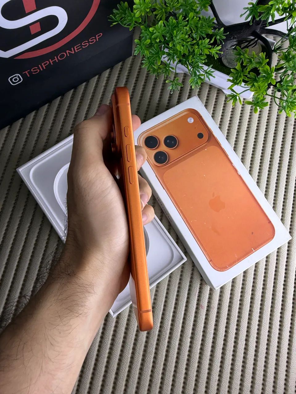 Iphone 17 pro max 256GB americano com apenas 51 ciclos novíssimo  - Foto 3