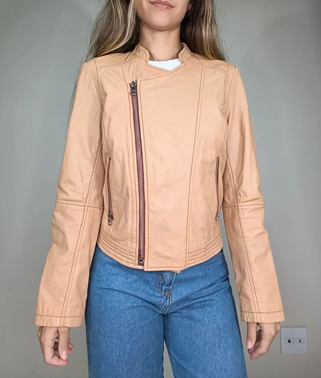 Jaqueta biker Levis de couro legítimo Tam 34 - Foto 5