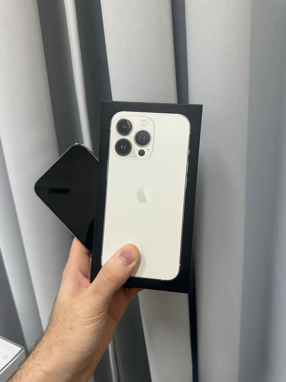iPhone 13 Pro 128GB Branco - 74% de saúde da bateria 
