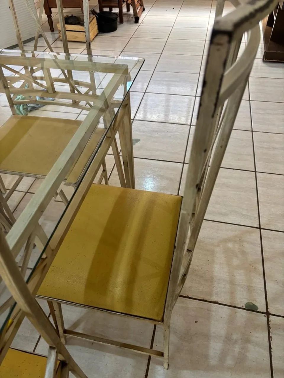 Mesa 6 lugares de ferro e vidro - Foto 3