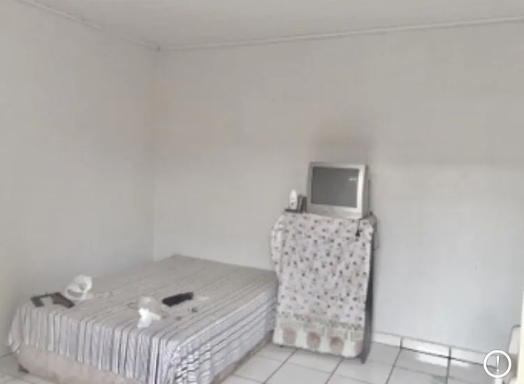 Alugo apartamento ou melhor kitnet 
