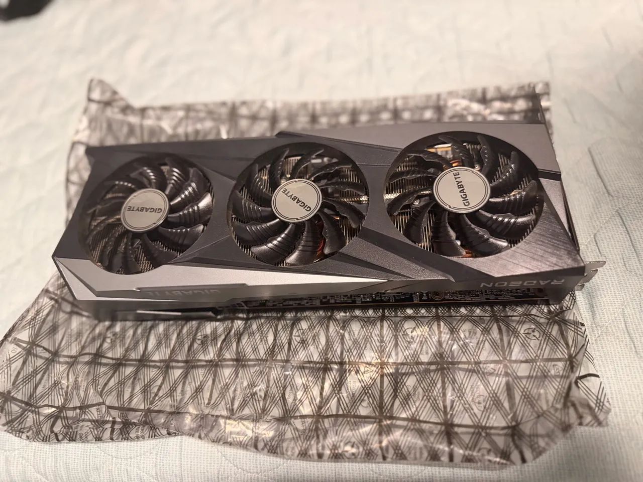 RX7600 triple fan