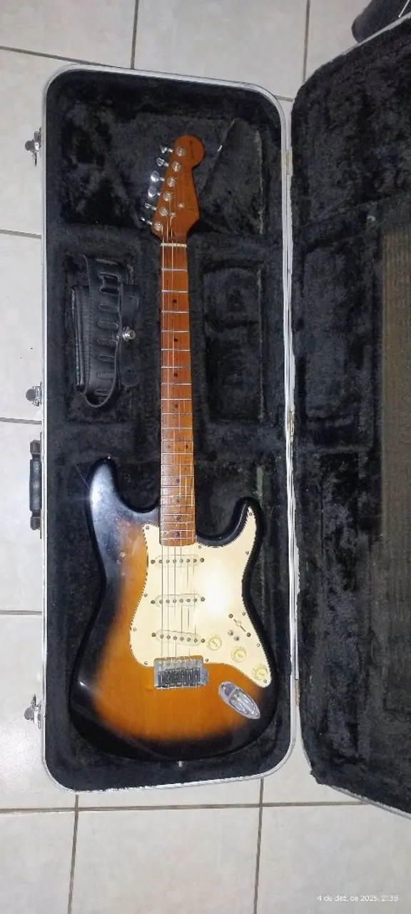 Fender American Ultra Telecaster Rosewood Fingerboard Texas Tea