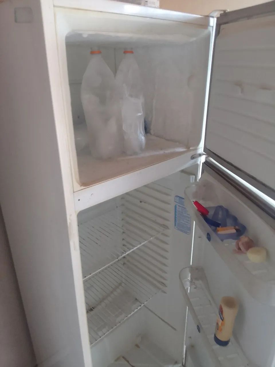 Vendo esta geladeira  - Foto 2