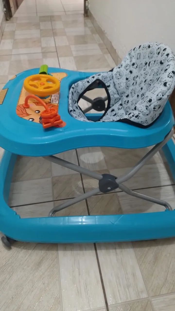 Andador de bebê65578371860227125