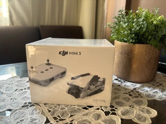 Drone DJI MINI 3 - Camera 4K - 10 km de voo - NOVO - BRINDE