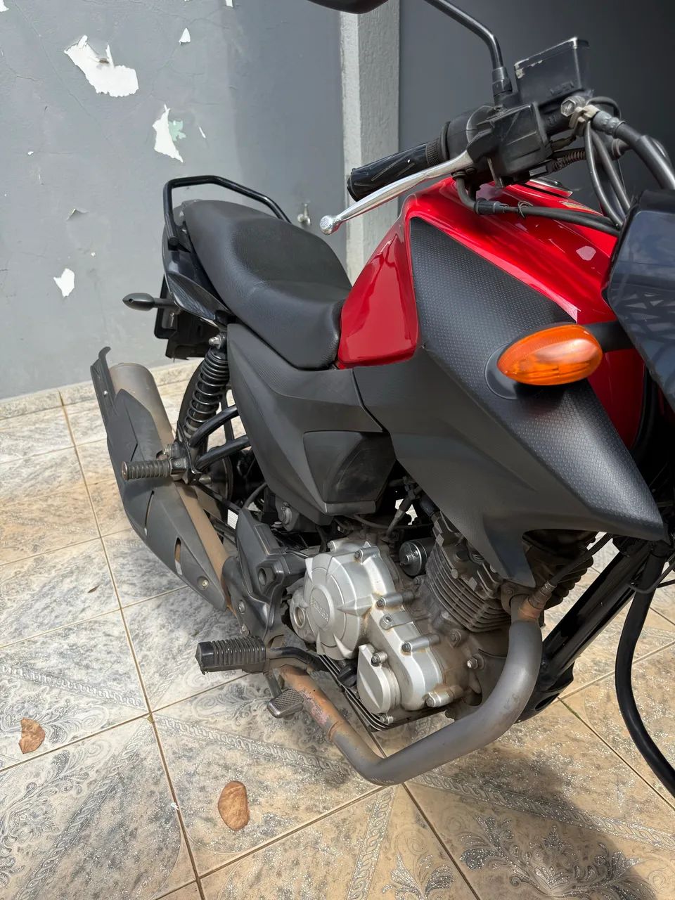 YBR Factor 125  - Foto 5