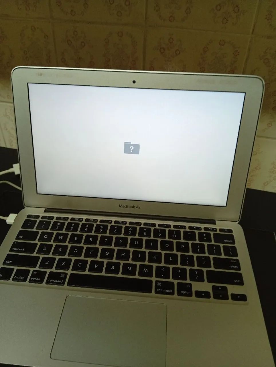 Vendo MacBook Air de 11 polegadas (Modelo A1370 / Part Number: MC969BZ/A - Mid 2011) - Foto 4